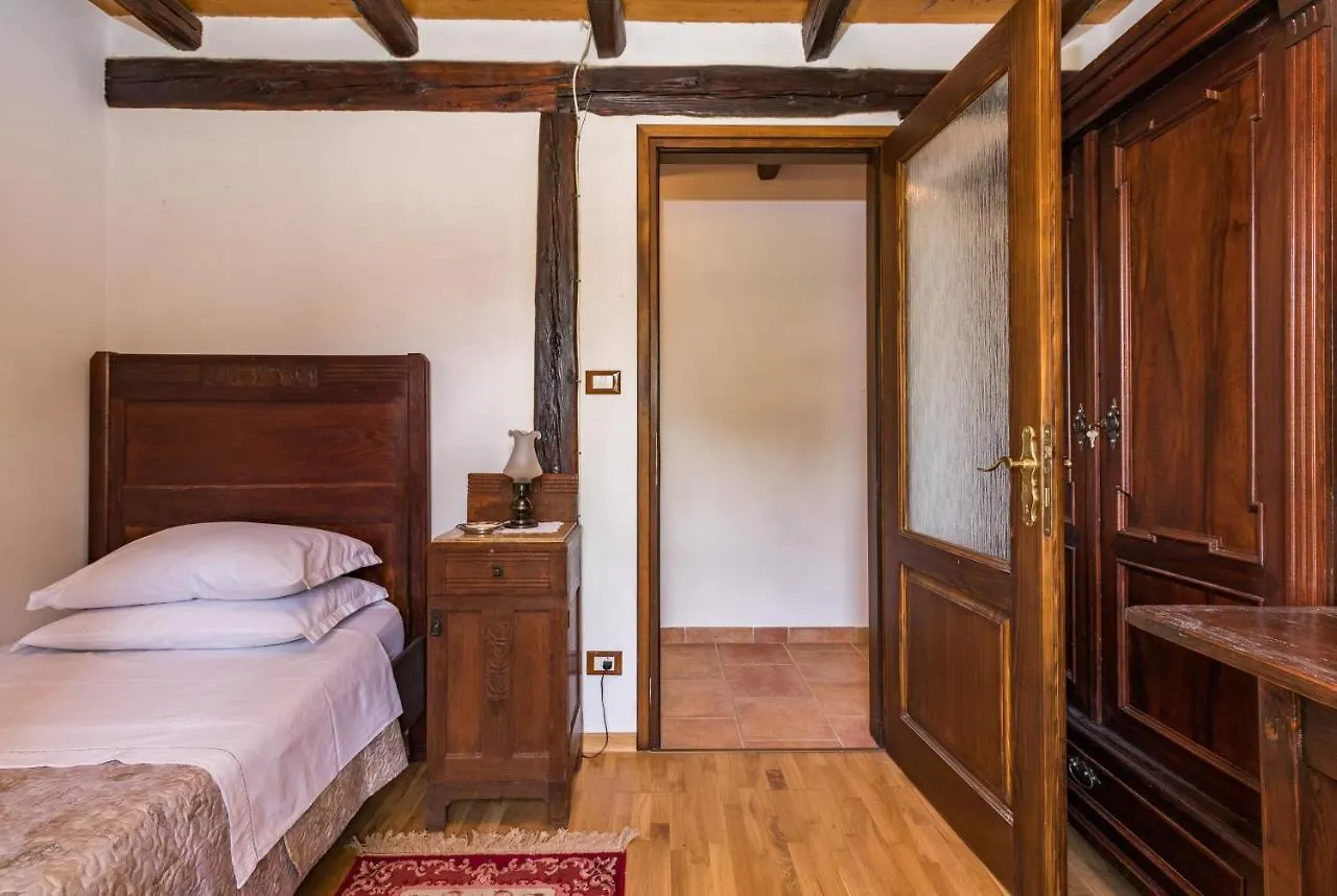 Antique Istrian Home Martina Πόρετς