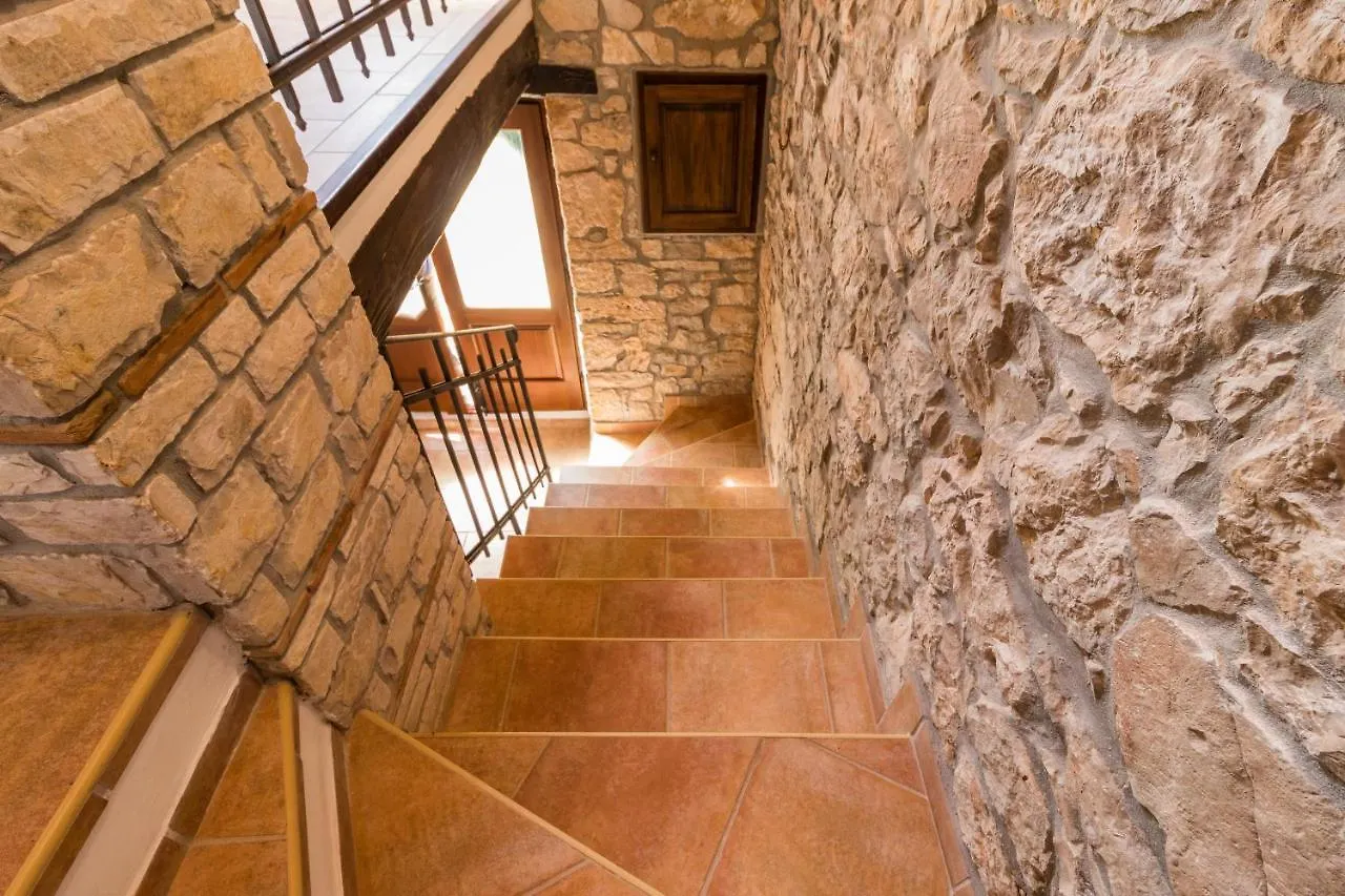 Σπίτι διακοπών Antique Istrian Home Martina Πόρετς Κροατία