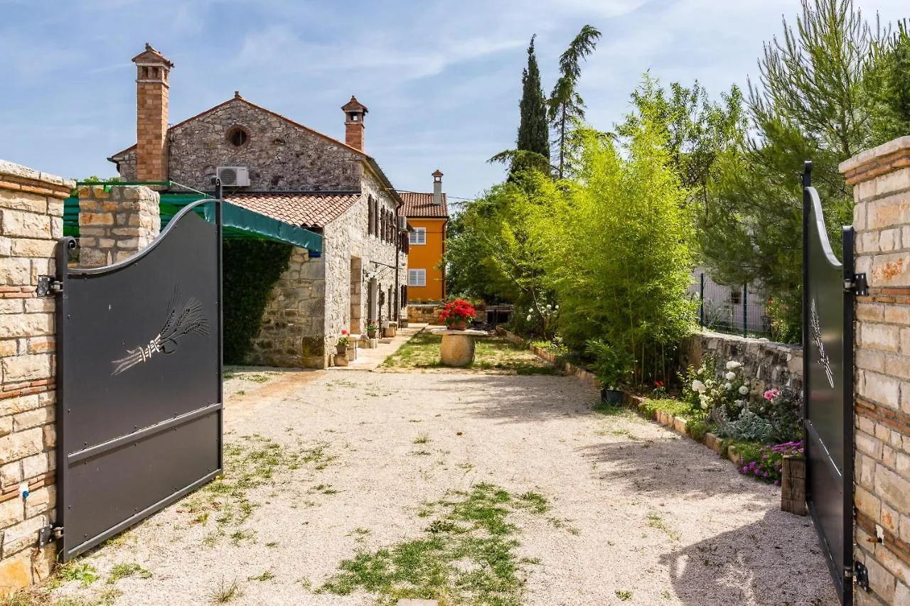 Antique Istrian Home Martina Πόρετς Σπίτι διακοπών